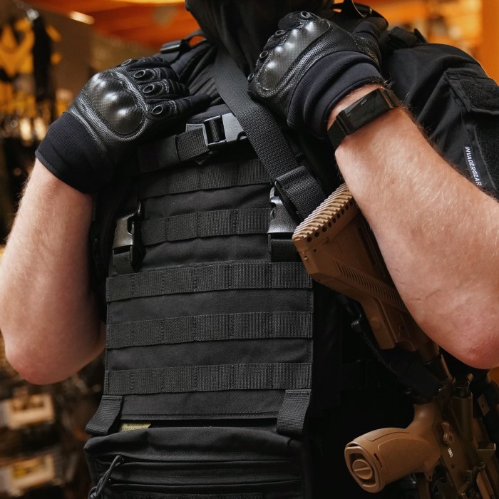 is it illegal to have a bullet proof vest