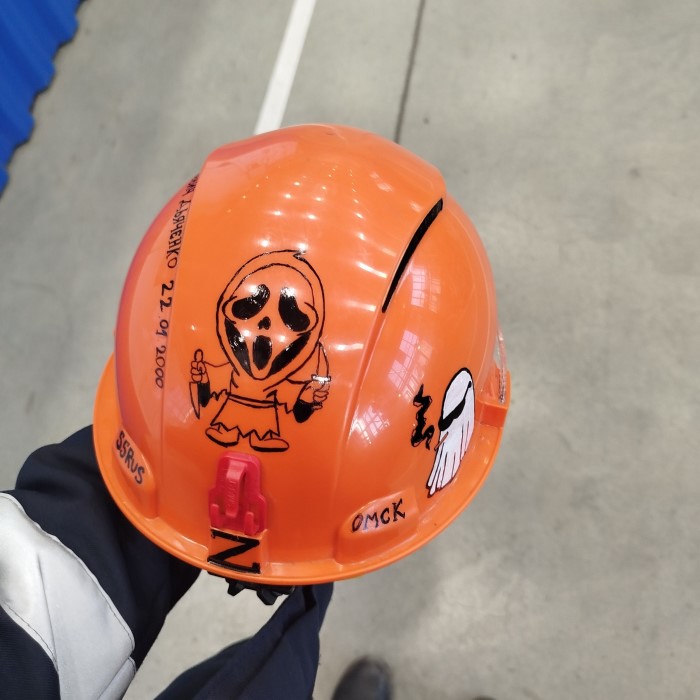 do hard hats expire