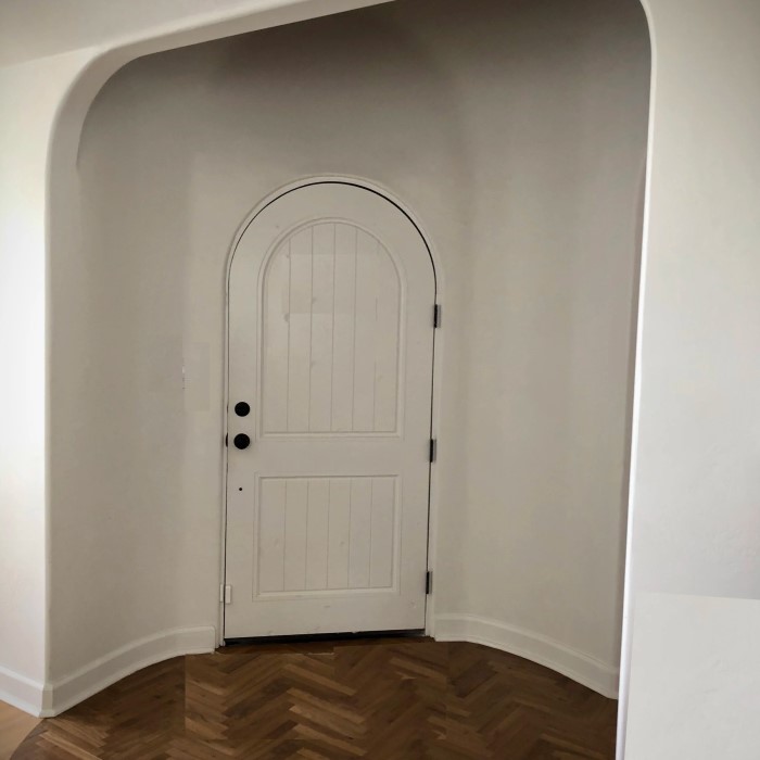 width of a doorway