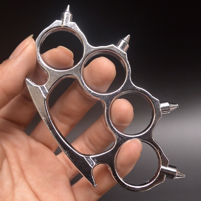 are brass knuckles illegal