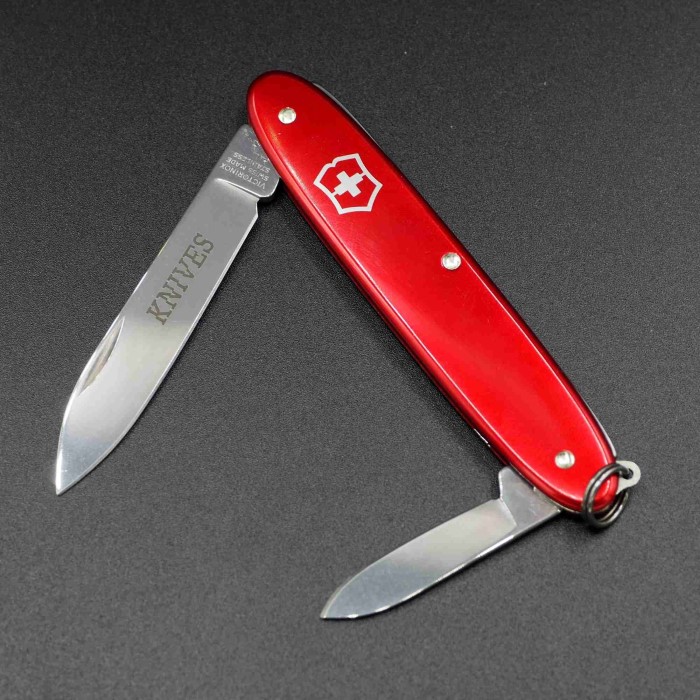 victorinox pocket knife