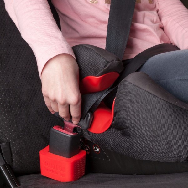 how to release seat belt auto-lock