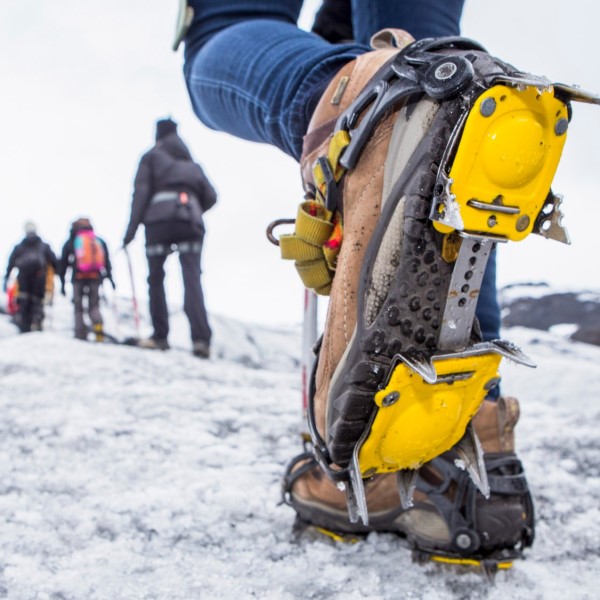 crampons for snow