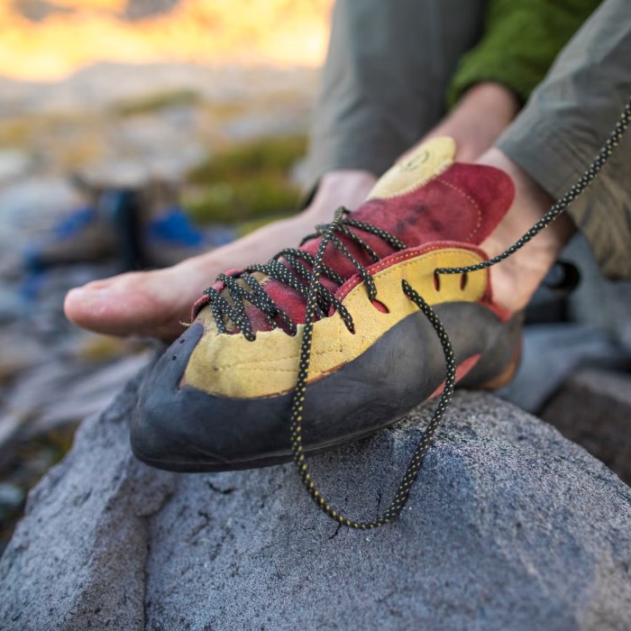 how tight should climbing shoes be