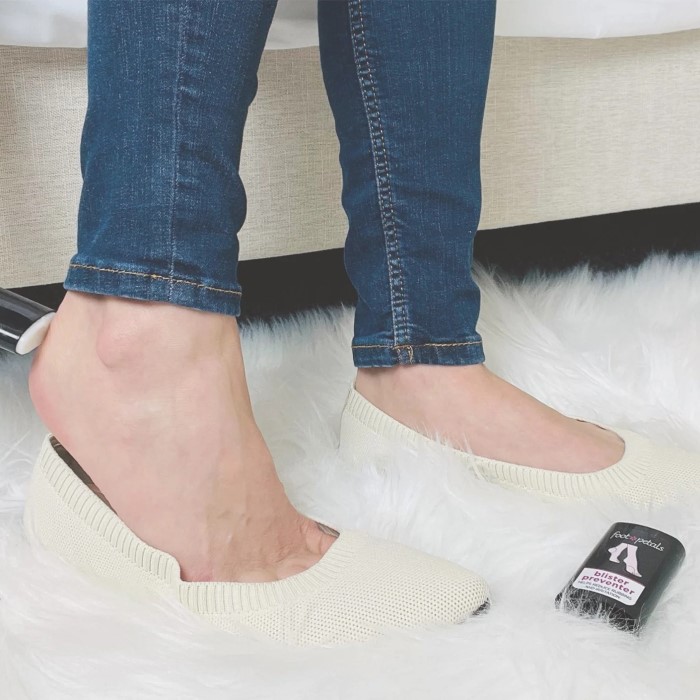 how to stop shoes from blistering
