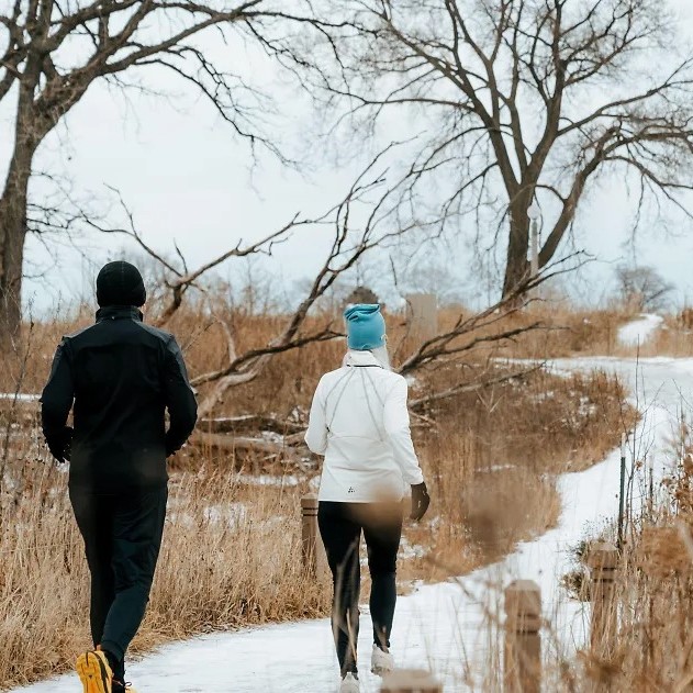 how to dress in layers for cold weather