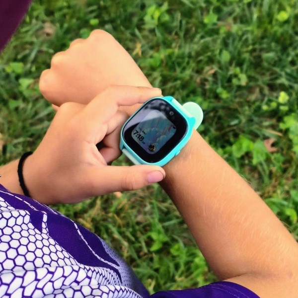 are gizmo watches waterproof