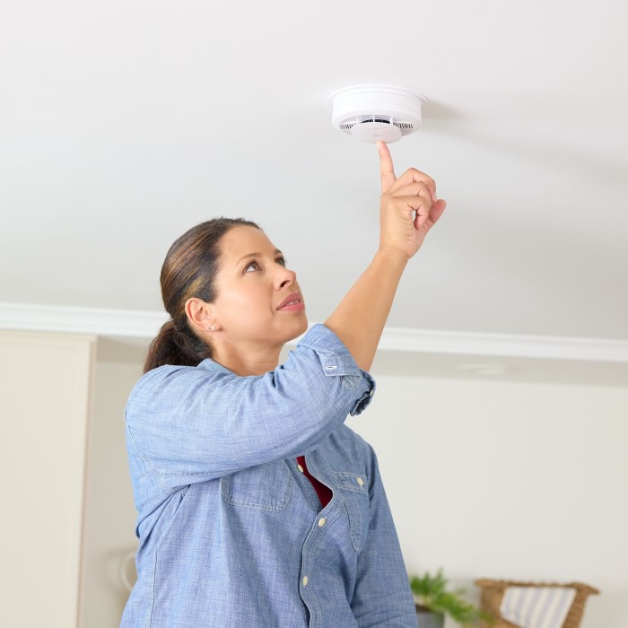 smoke alarm installation