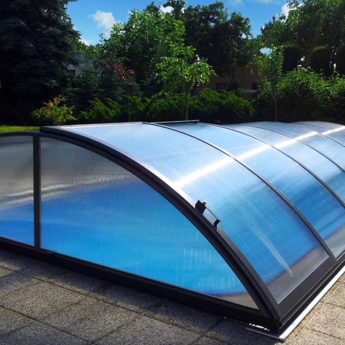 cheap diy pool enclosure